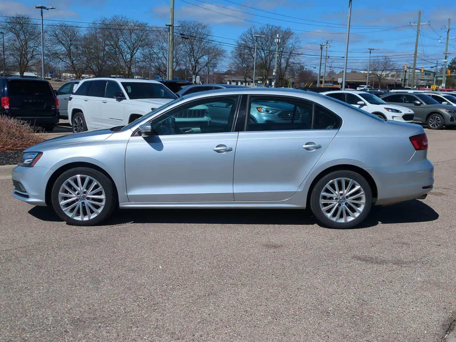Thumbnail: 2015 Volkswagen Jetta - 5