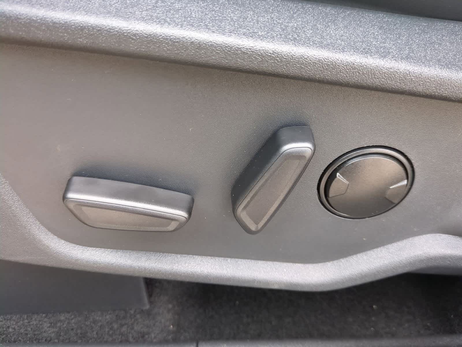 Thumbnail: 2025 Ford Bronco - 17