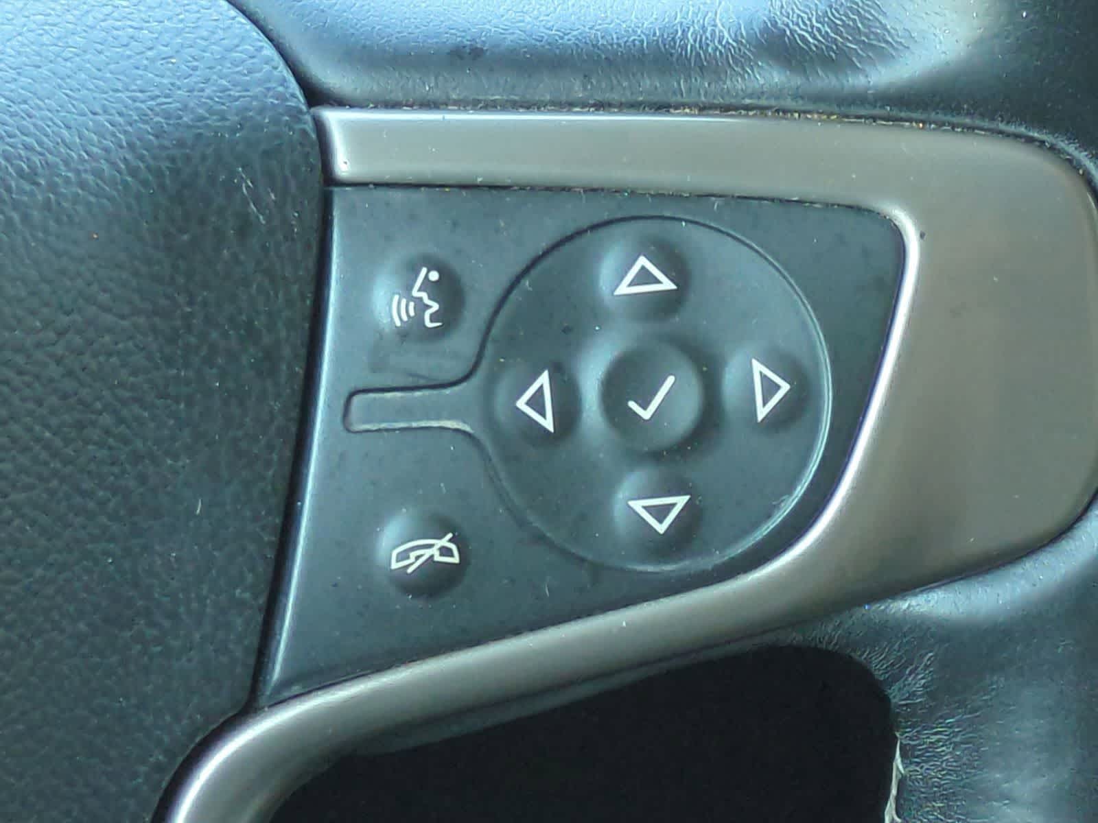Thumbnail: 2019 GMC Yukon XL - 26