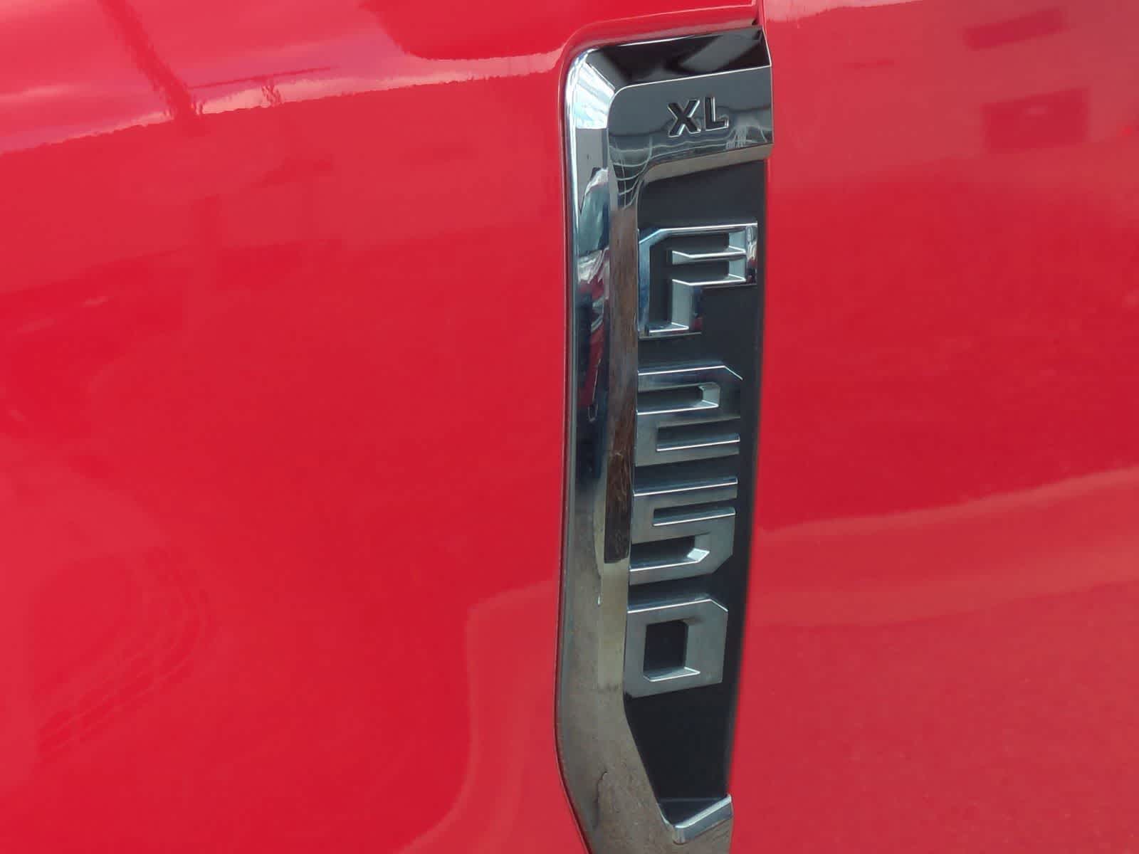 Thumbnail: 2019 Ford Econoline - 13