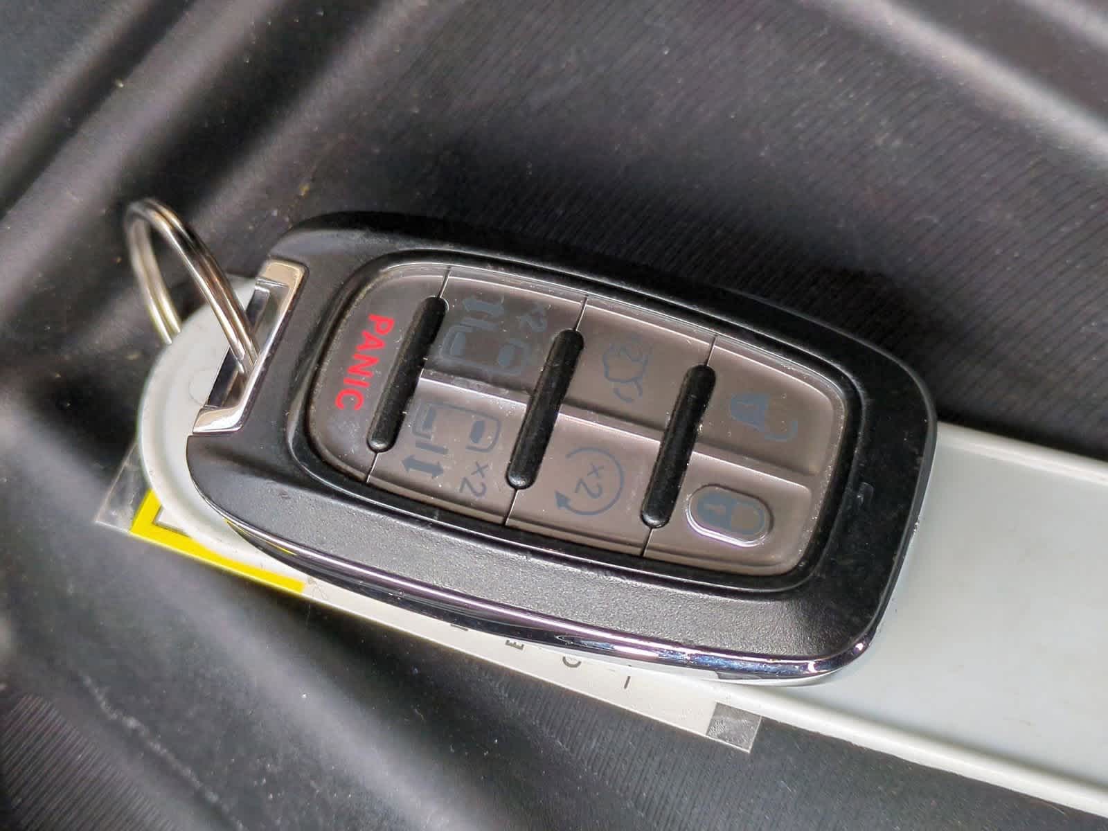 Thumbnail: 2018 Chrysler Pacifica - 37