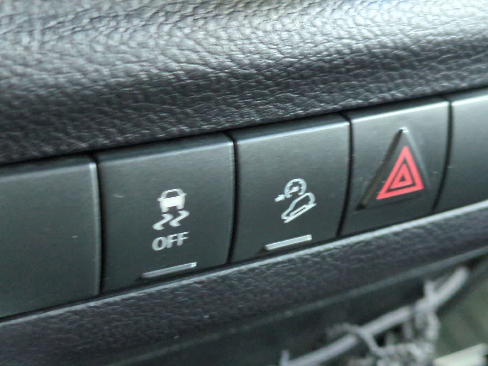 Thumbnail: 2016 Jeep Wrangler - 29