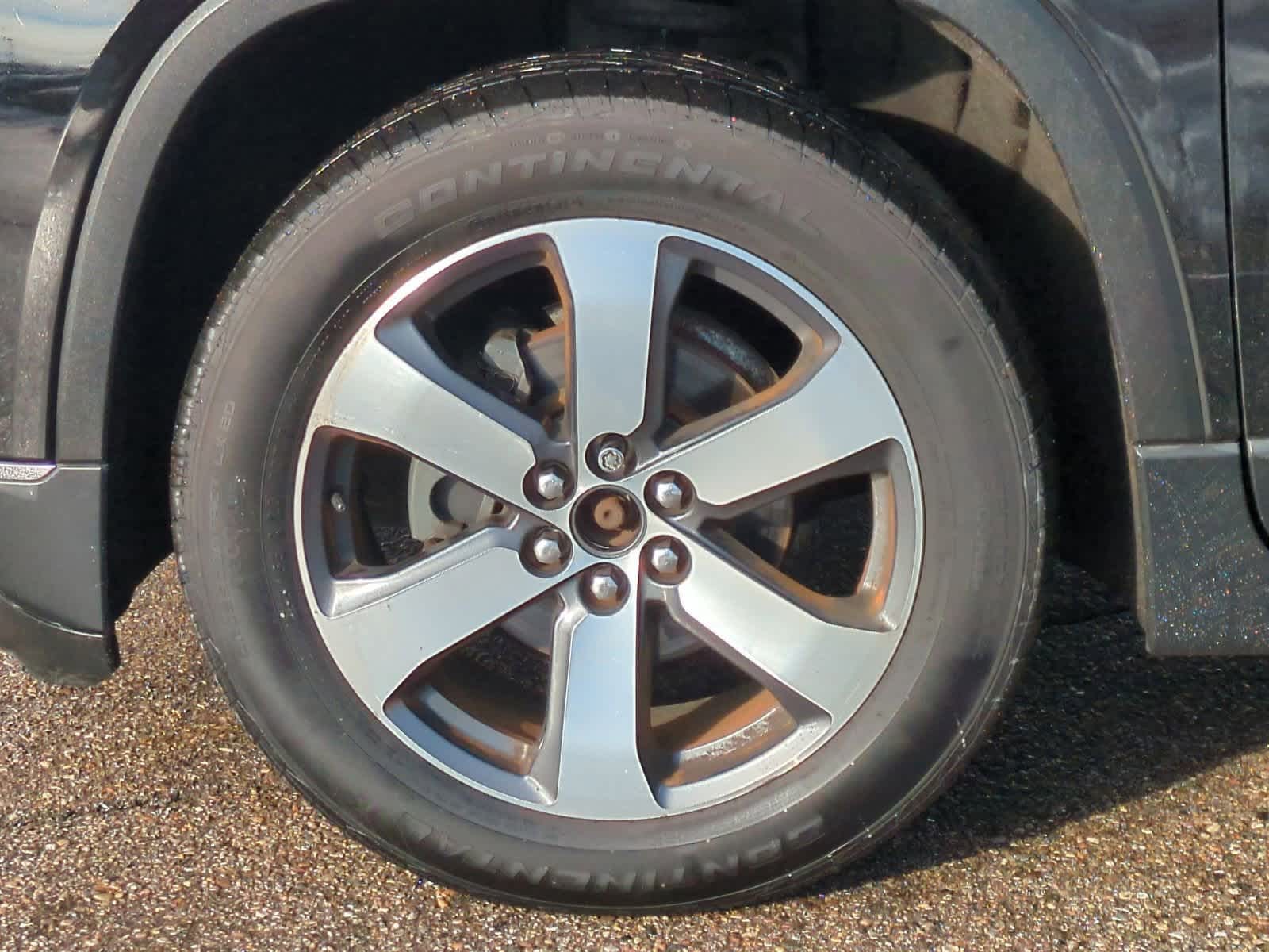 Thumbnail: 2018 Chevrolet Traverse - 14