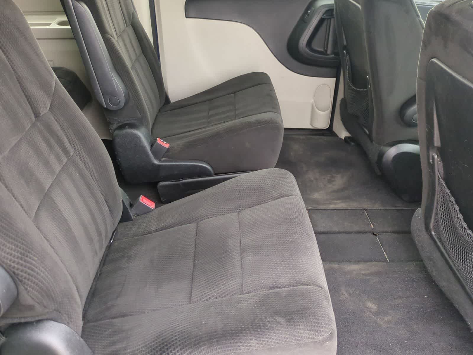 Thumbnail: 2013 Dodge Grand Caravan - 20