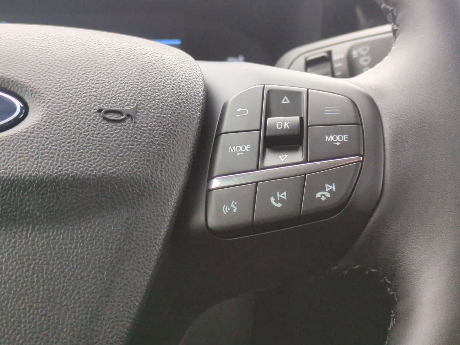 Thumbnail: 2025 Ford Maverick - 24