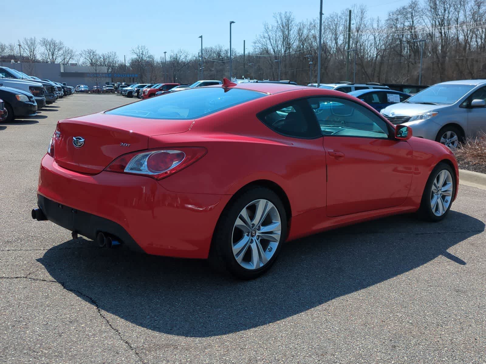 Thumbnail: 2012 Hyundai Genesis - 8