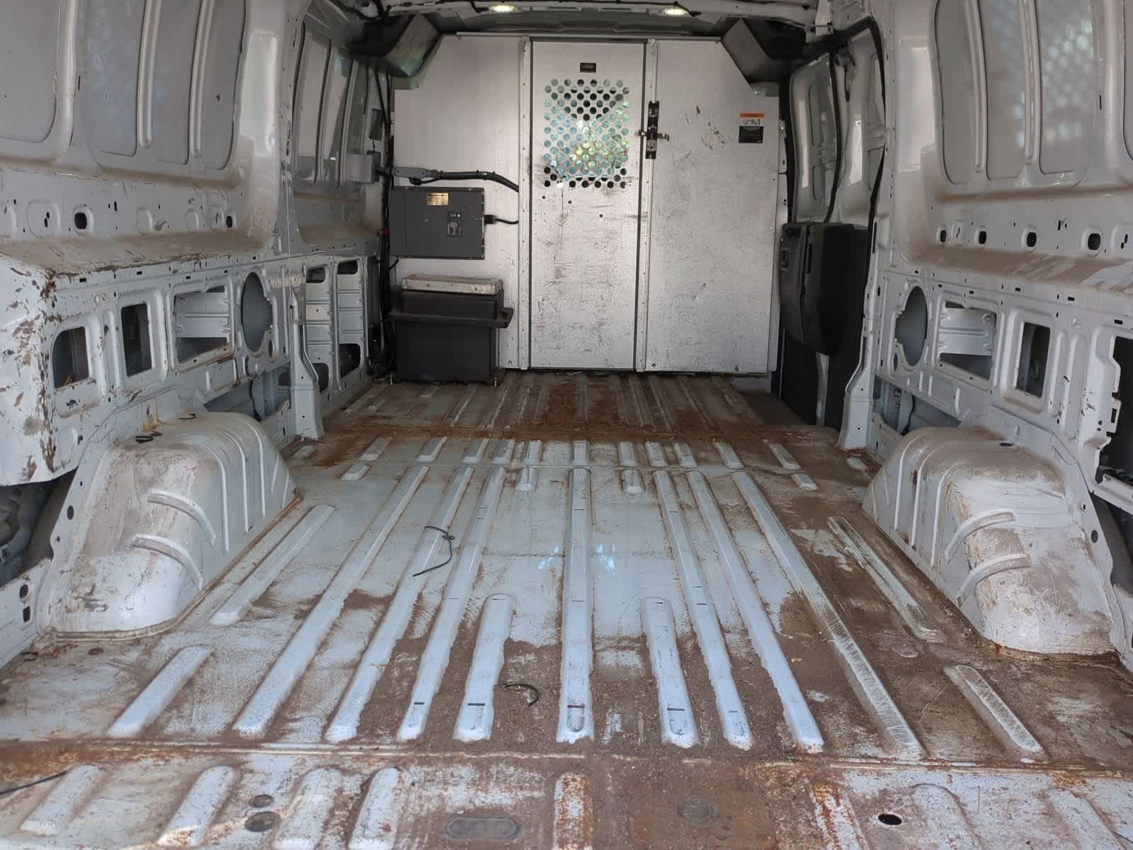 Thumbnail: 2017 Ford Transit Series - 35