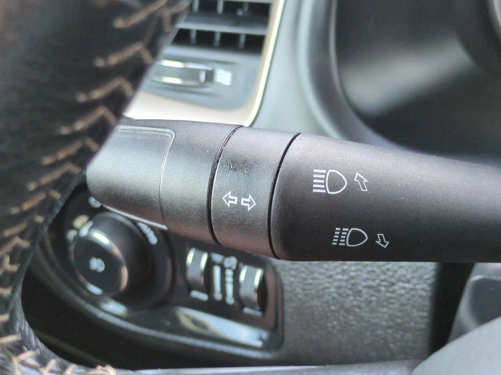 Thumbnail: 2015 Jeep Renegade - 26