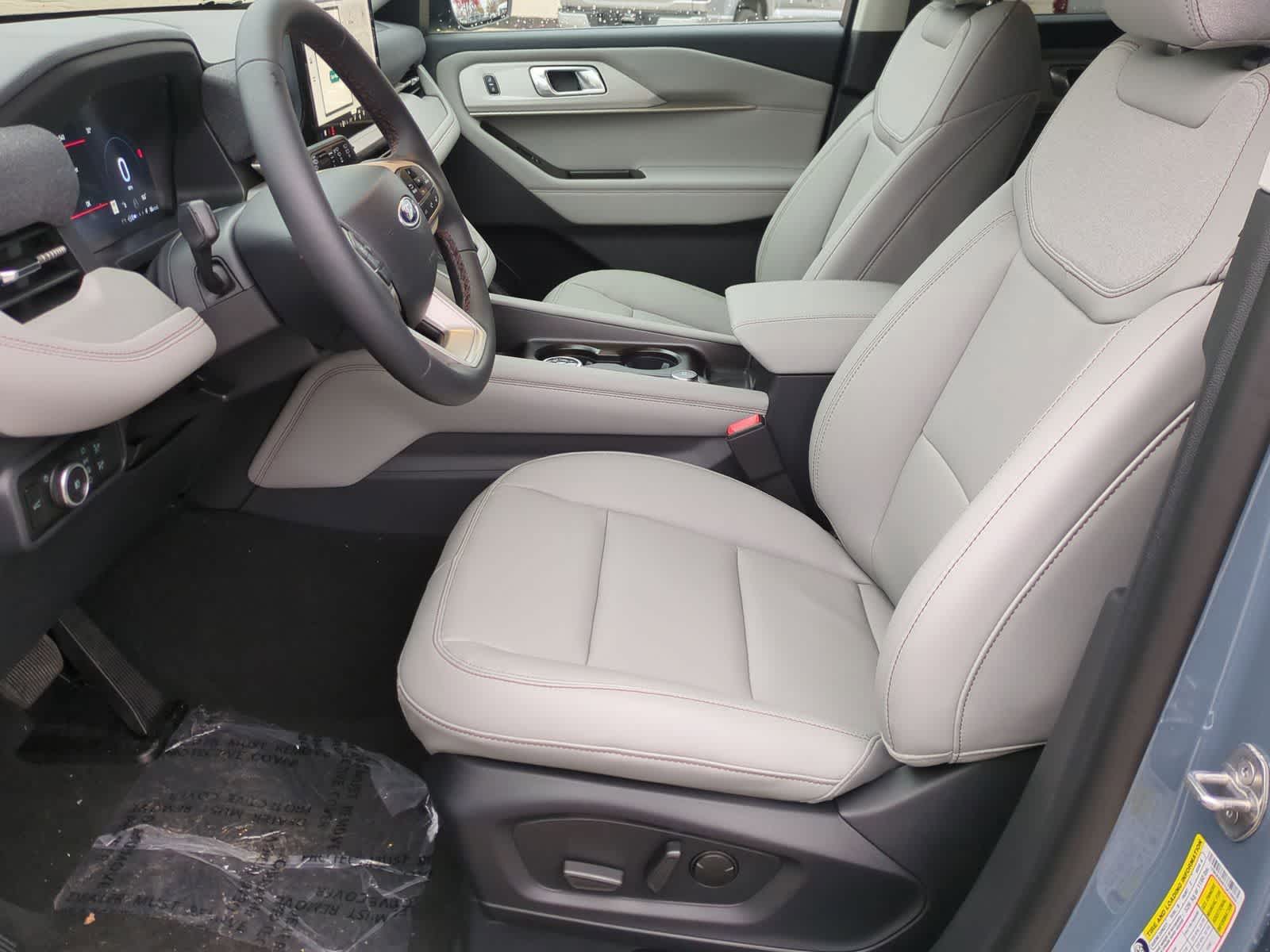 Thumbnail: 2026 Ford Explorer - 16