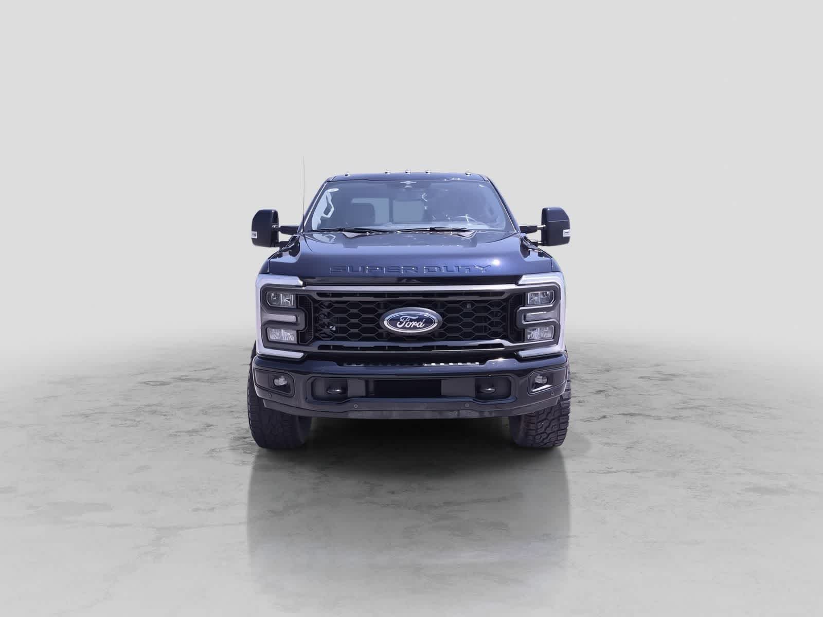 Thumbnail: 2023 Ford Econoline - 3