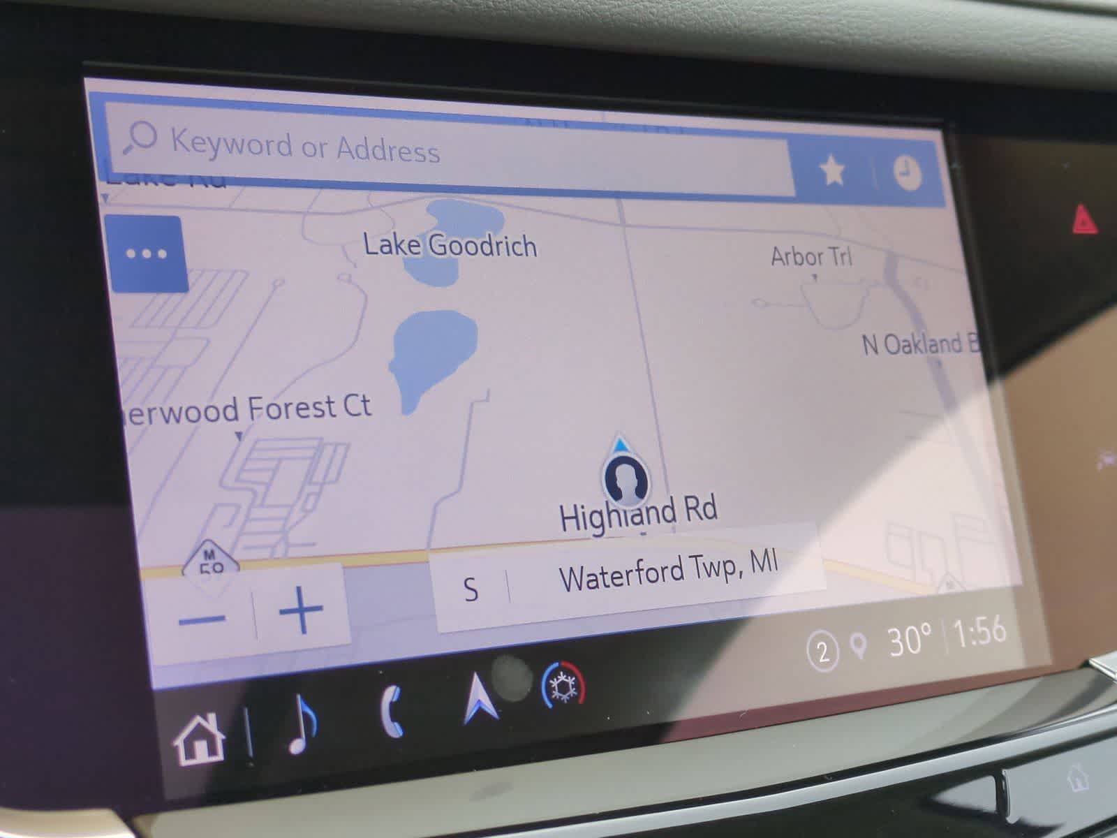 Thumbnail: 2022 Cadillac XT6 - 32