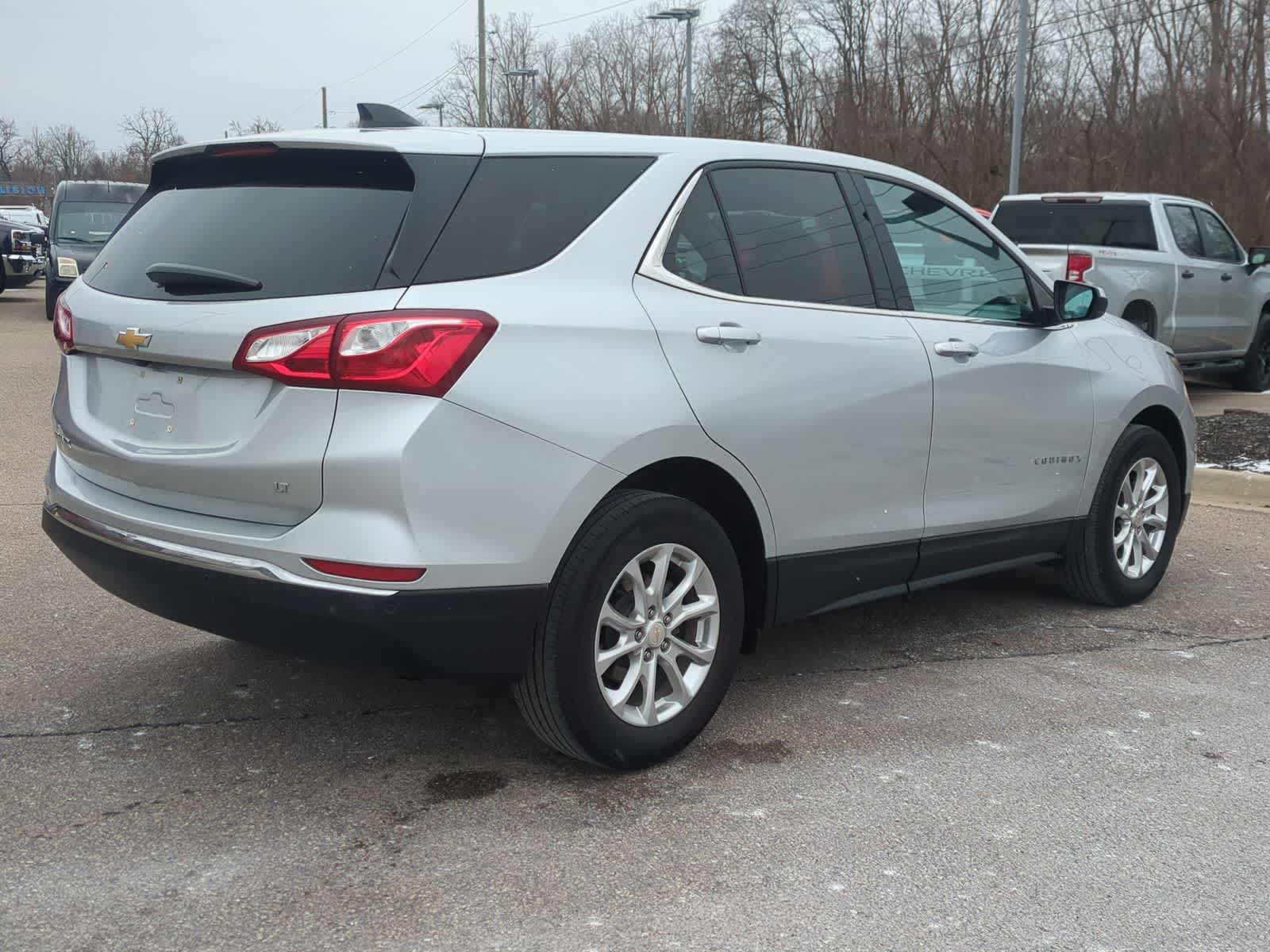 Thumbnail: 2020 Chevrolet Equinox - 8