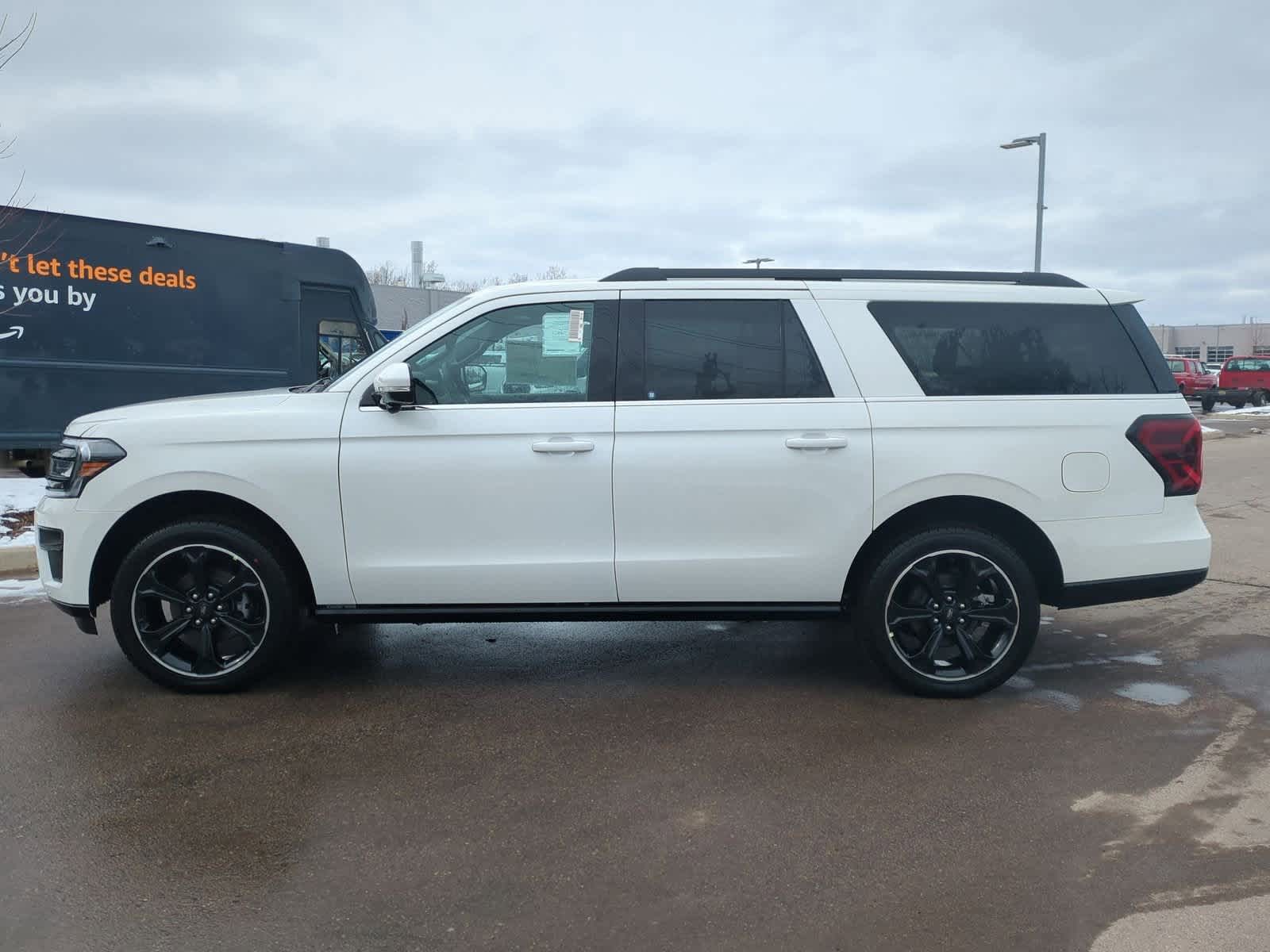 2024 Ford Expedition MAX Limited photo 2