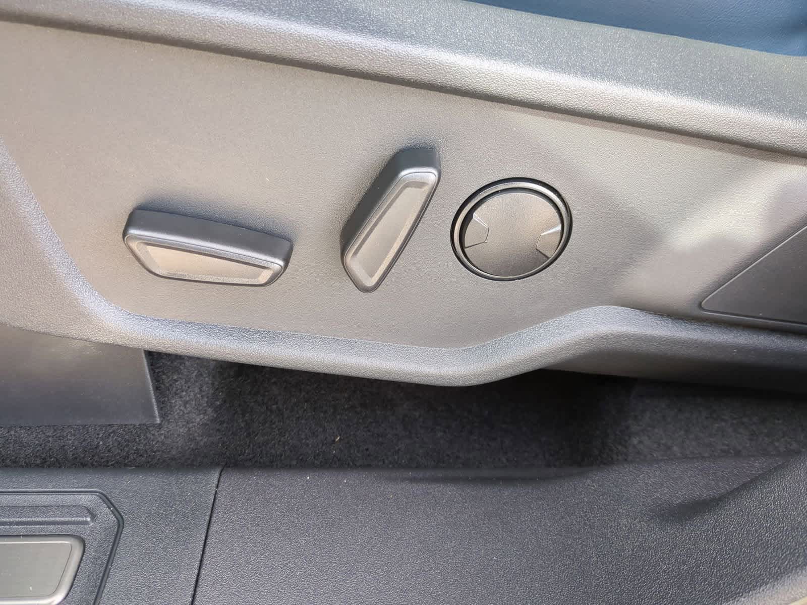 Thumbnail: 2025 Ford Bronco - 17