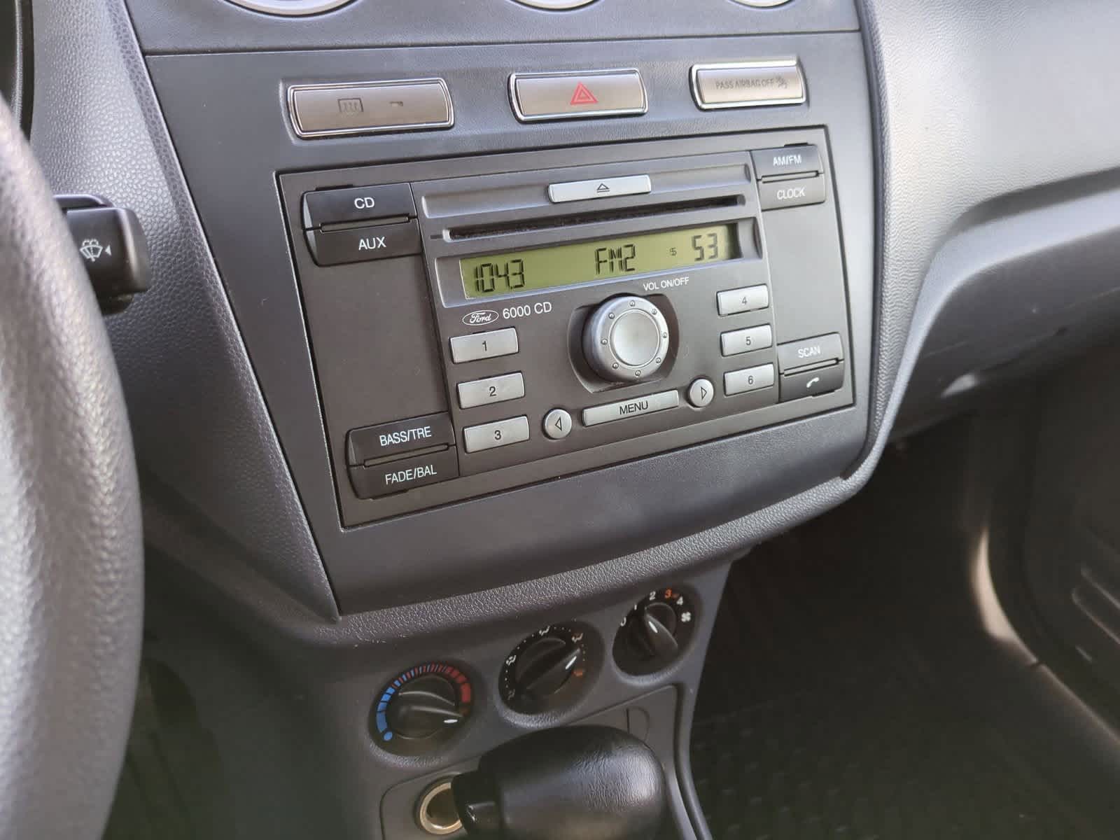 Thumbnail: 2011 Ford Transit Series - 25