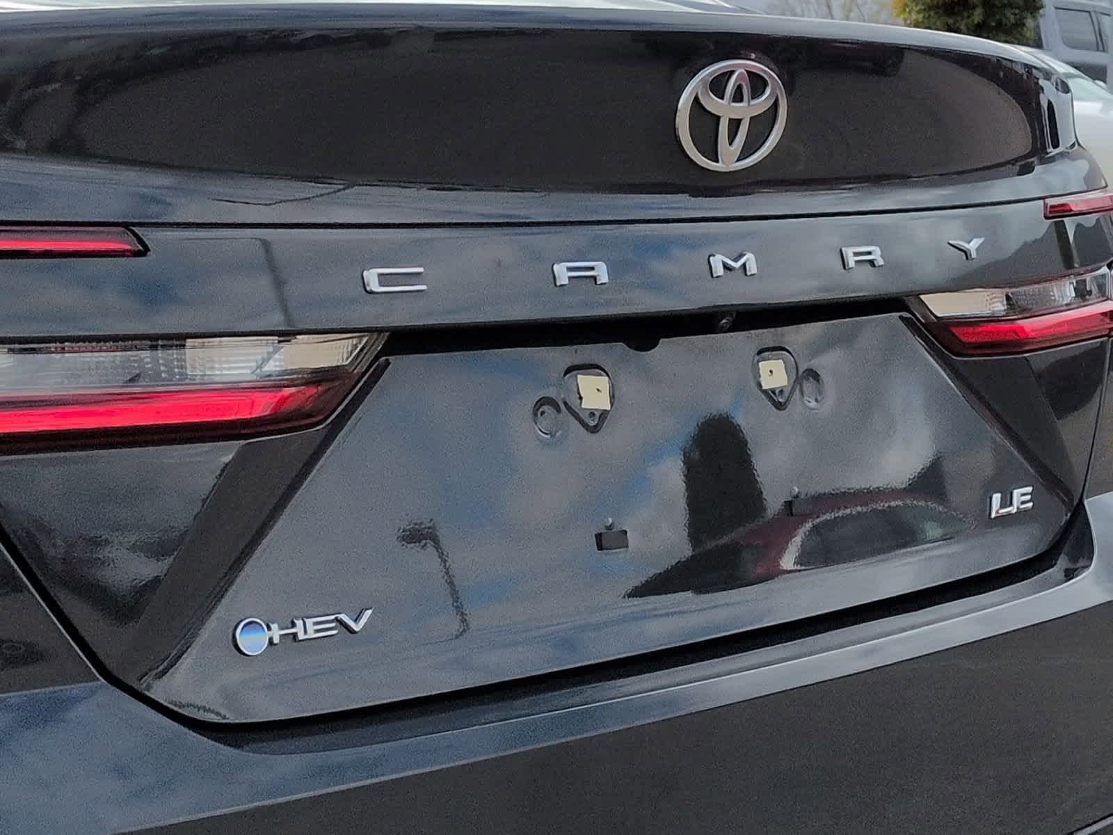 Thumbnail: 2025 Toyota Camry - 13