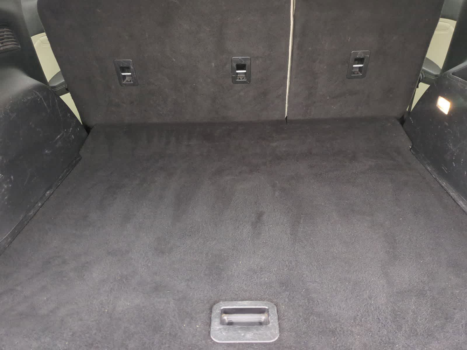 Thumbnail: 2018 Ford Edge - 35