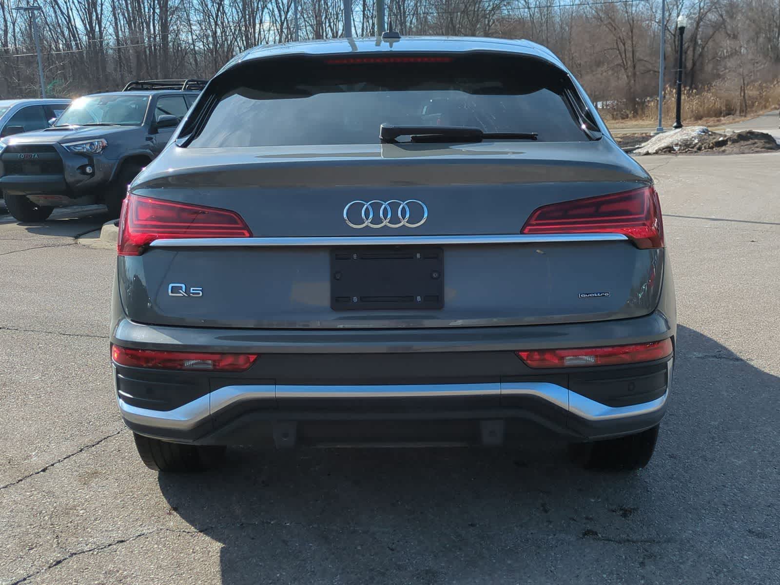 Thumbnail: 2024 Audi Q5 - 7