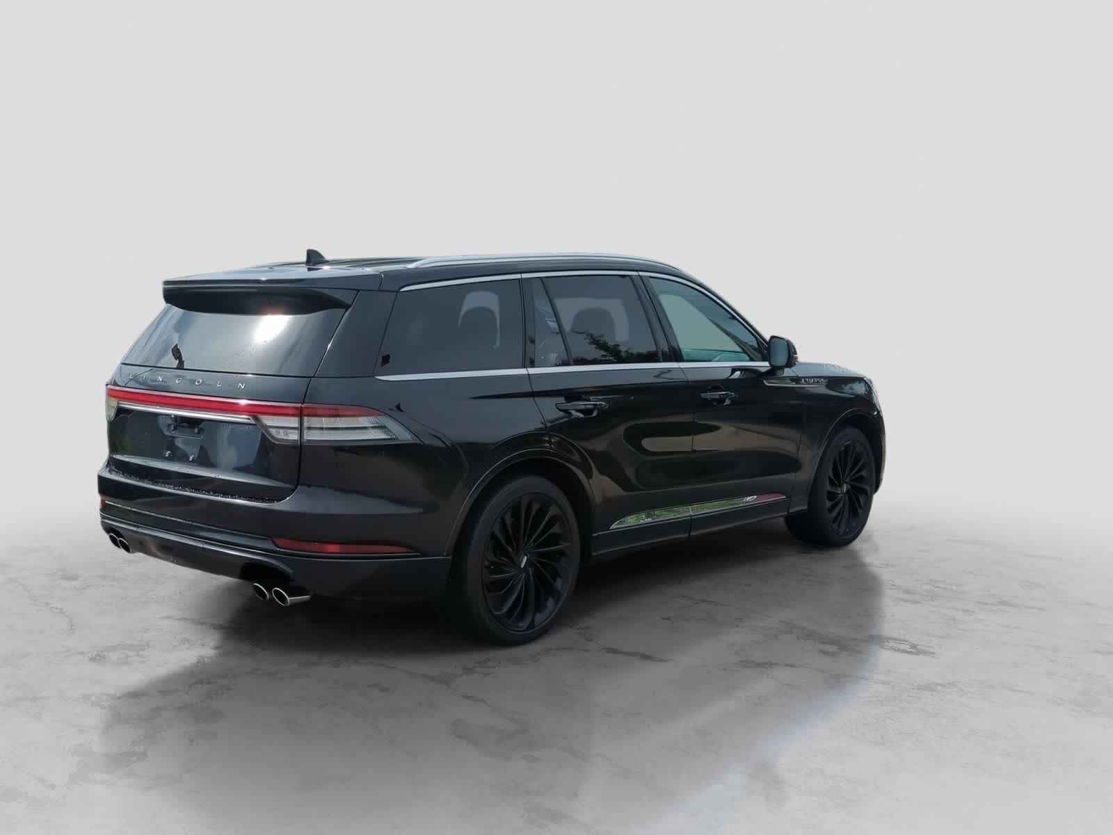 Thumbnail: 2022 Lincoln Aviator - 8