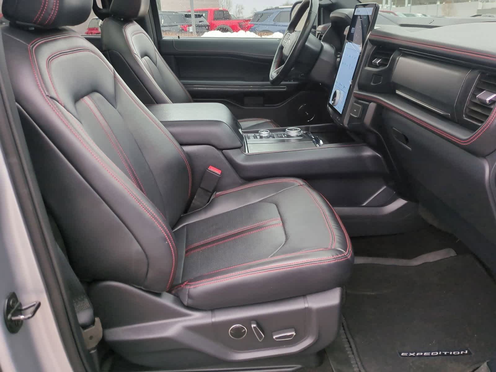 Thumbnail: 2023 Ford Expedition - 25