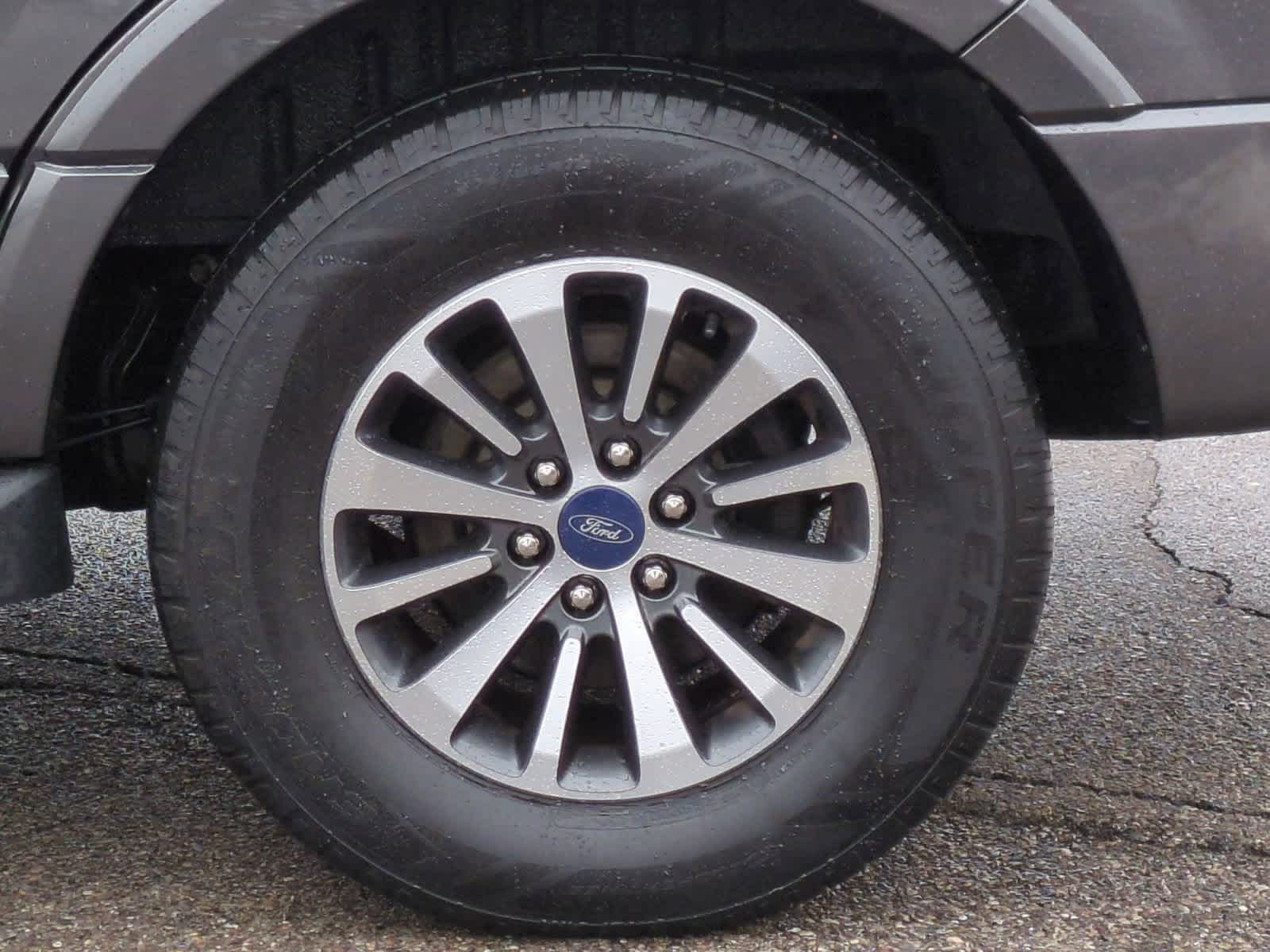 Thumbnail: 2017 Ford Expedition - 14