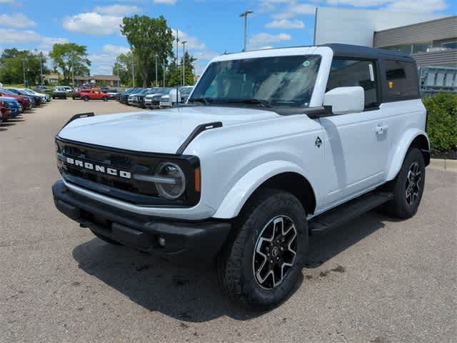 2023 Ford Bronco Outer Banks 9