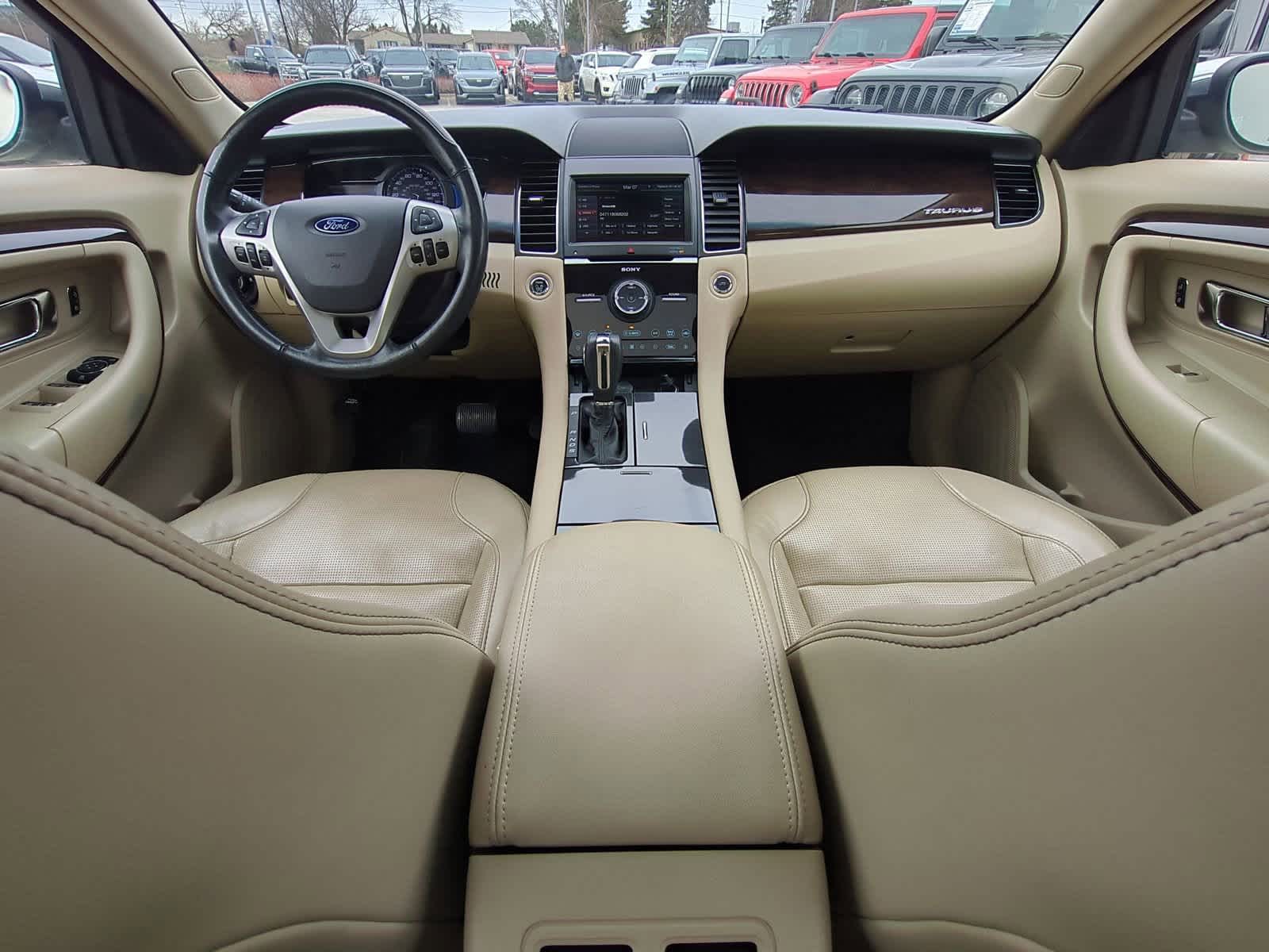 Thumbnail: 2013 Ford Taurus - 15