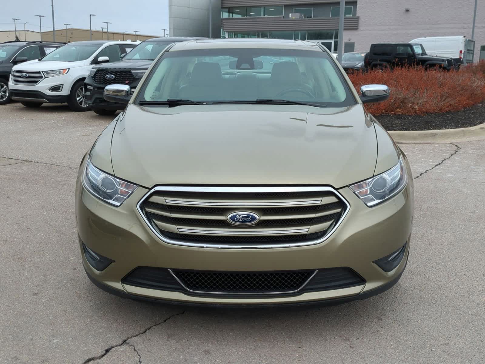 Thumbnail: 2013 Ford Taurus - 3