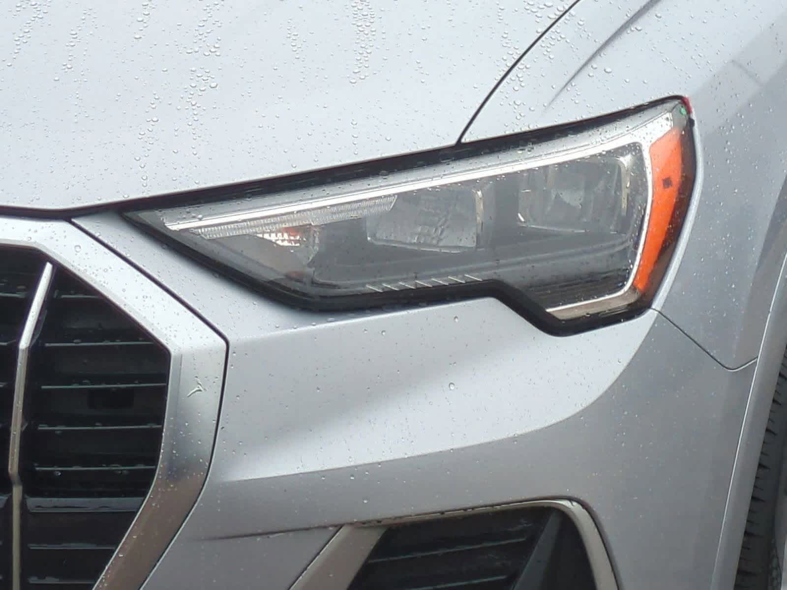 Thumbnail: 2020 Audi Q3 - 11