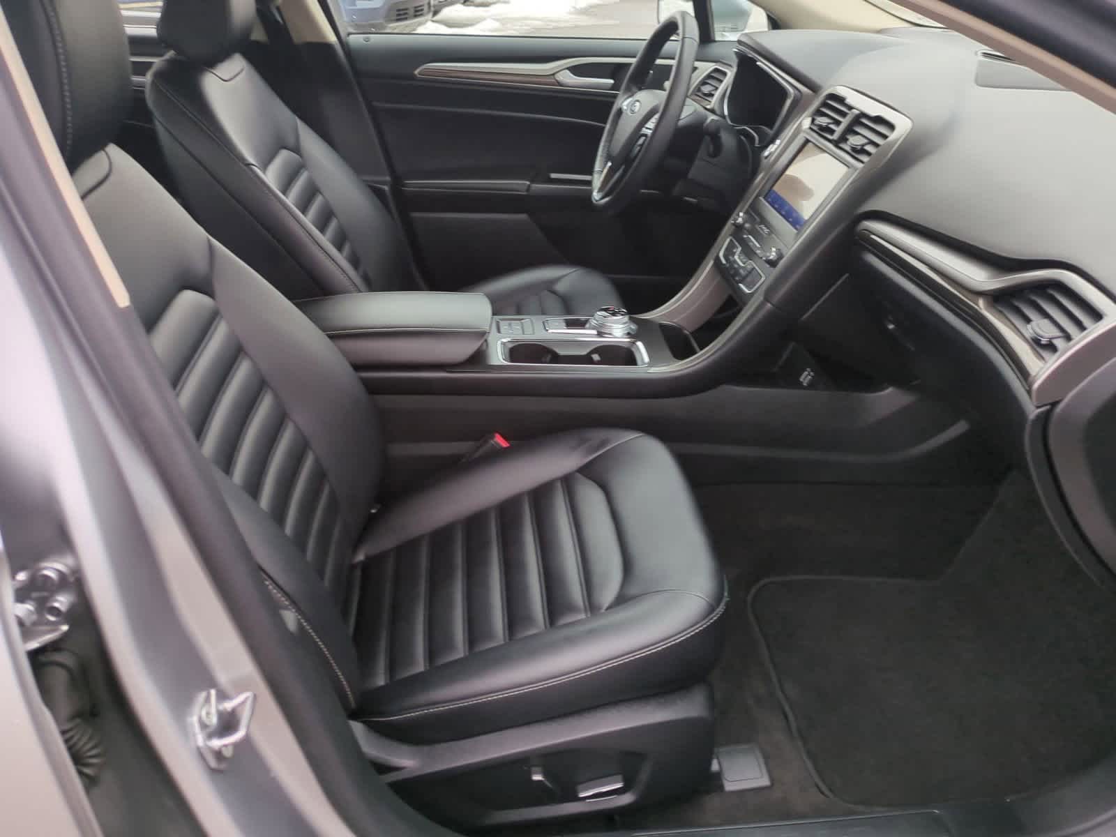 Thumbnail: 2020 Ford Fusion - 21