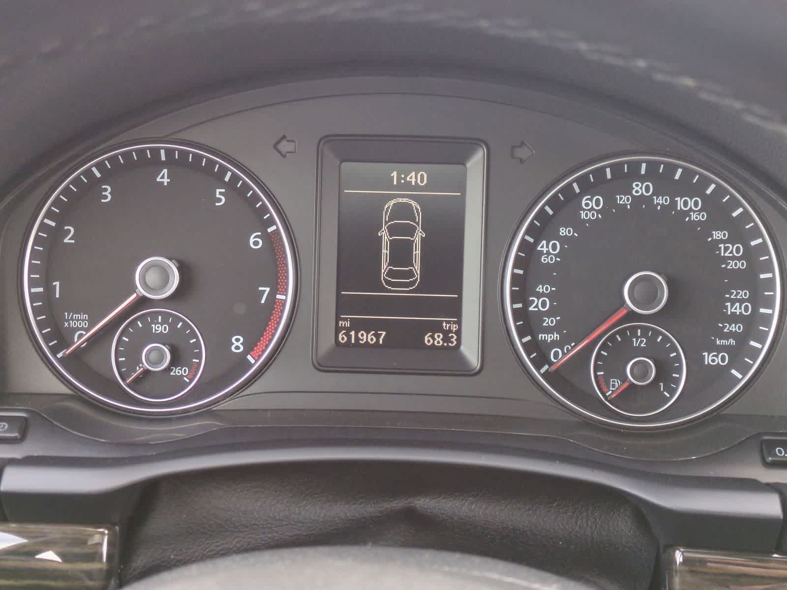 Thumbnail: 2013 Volkswagen Eos - 34