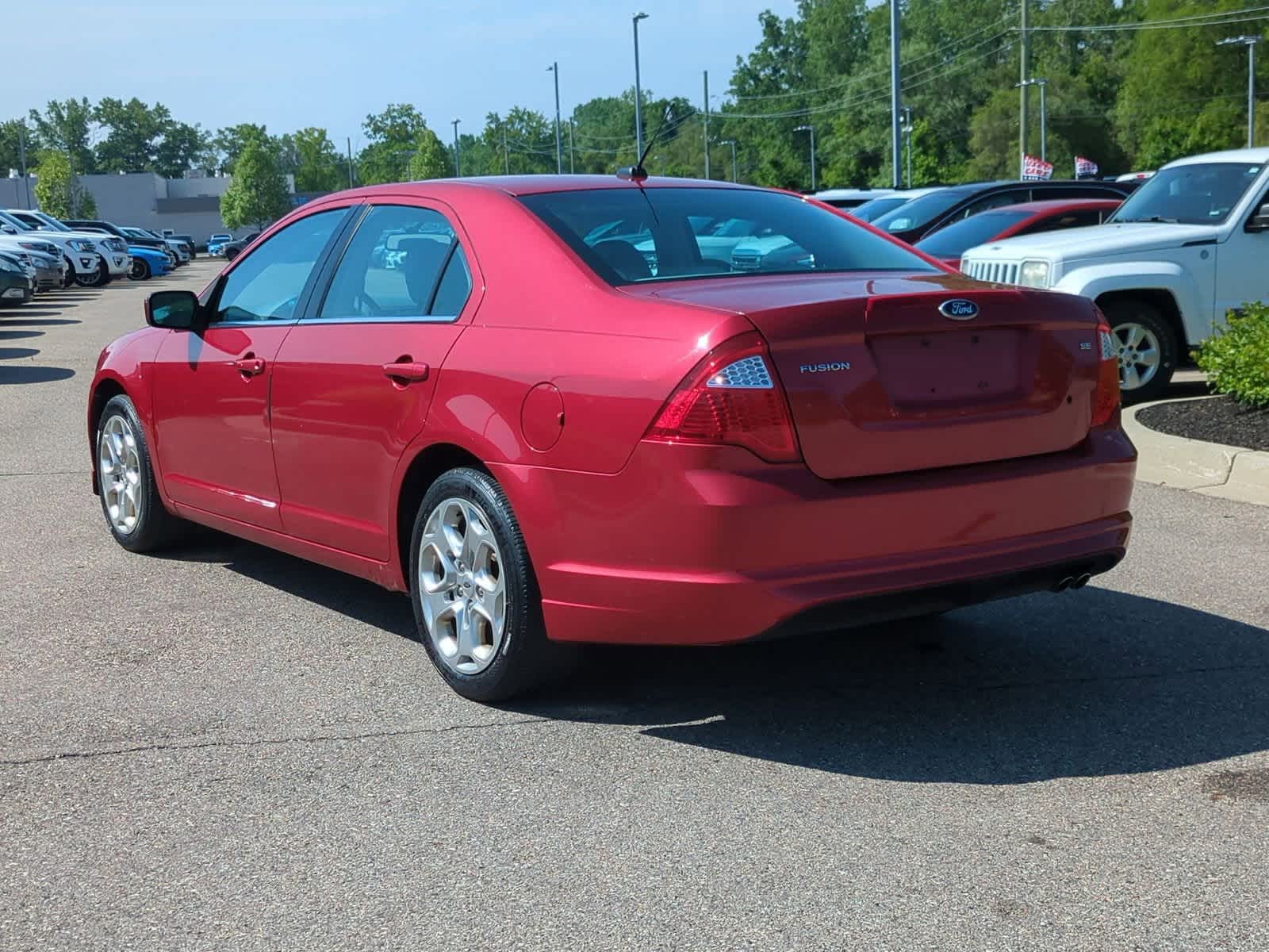 Thumbnail: 2010 Ford Fusion - 6