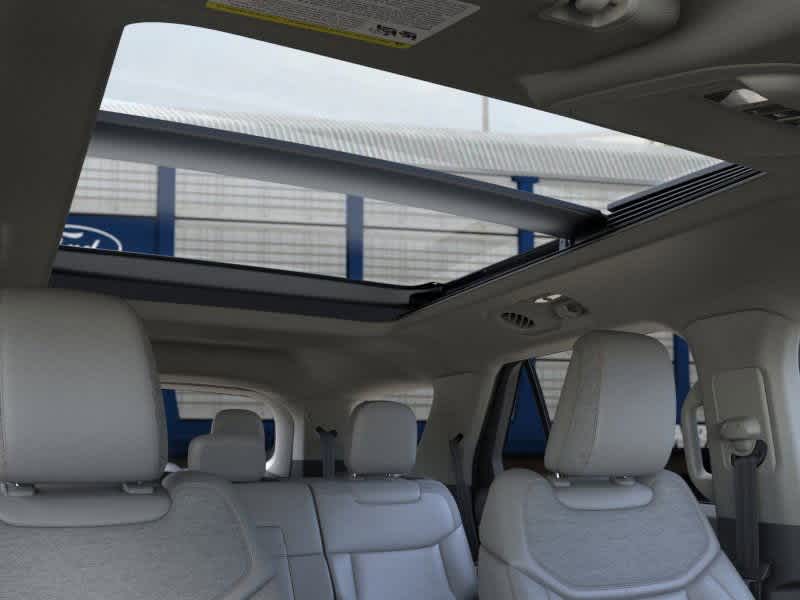 2025 Ford Explorer Active 22