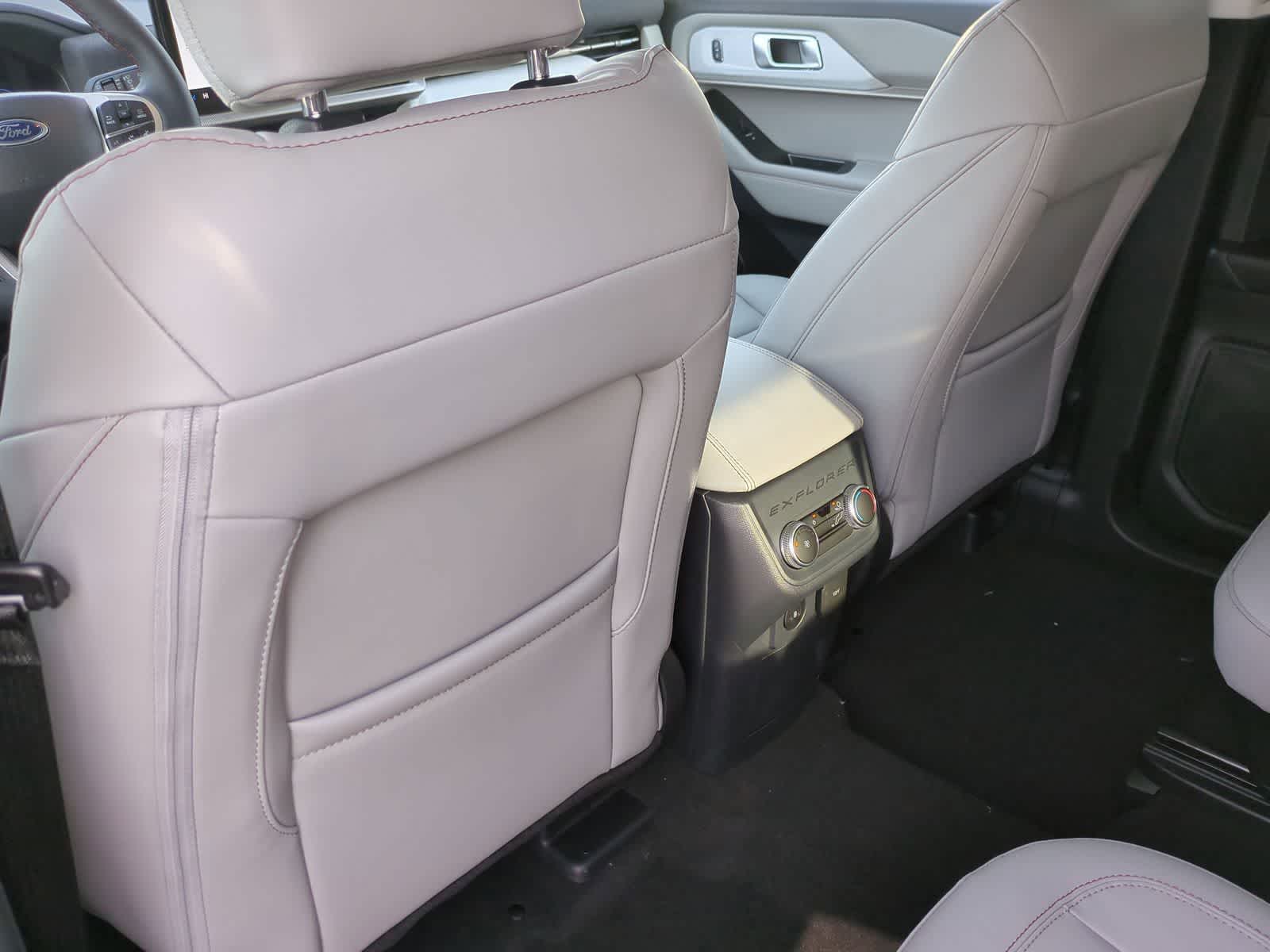 Thumbnail: 2026 Ford Explorer - 18