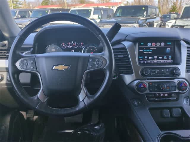 2017 Chevrolet Suburban LT 15