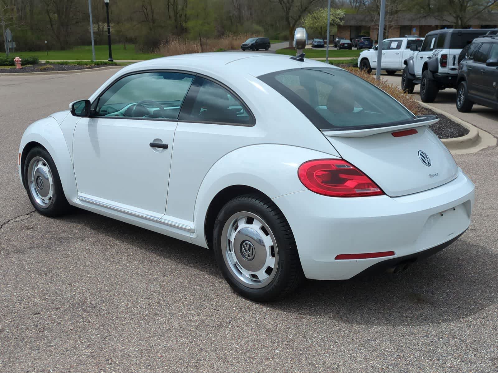 Thumbnail: 2016 Volkswagen Beetle - 6