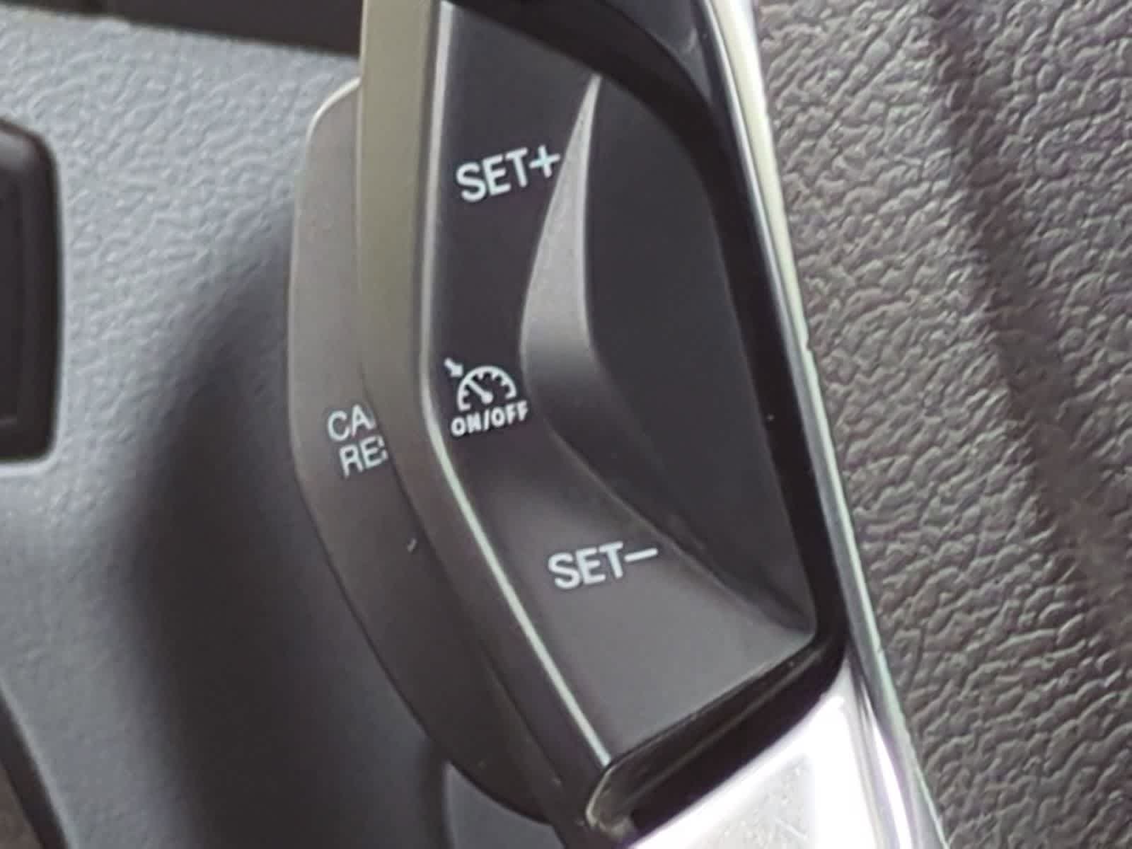 Thumbnail: 2015 Ford Transit Series - 21