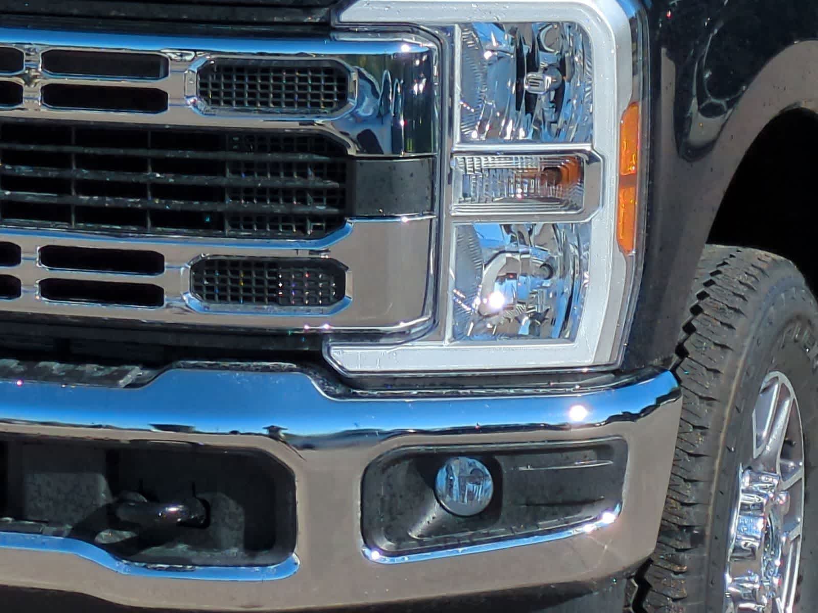 Thumbnail: 2025 Ford Econoline - 11