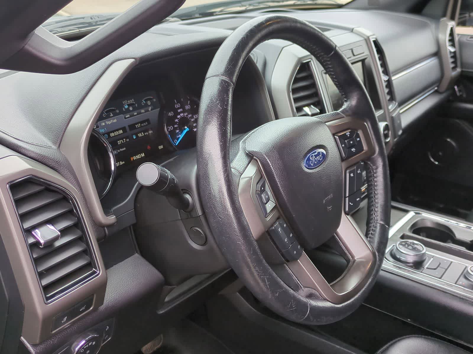 Thumbnail: 2018 Ford Expedition - 10