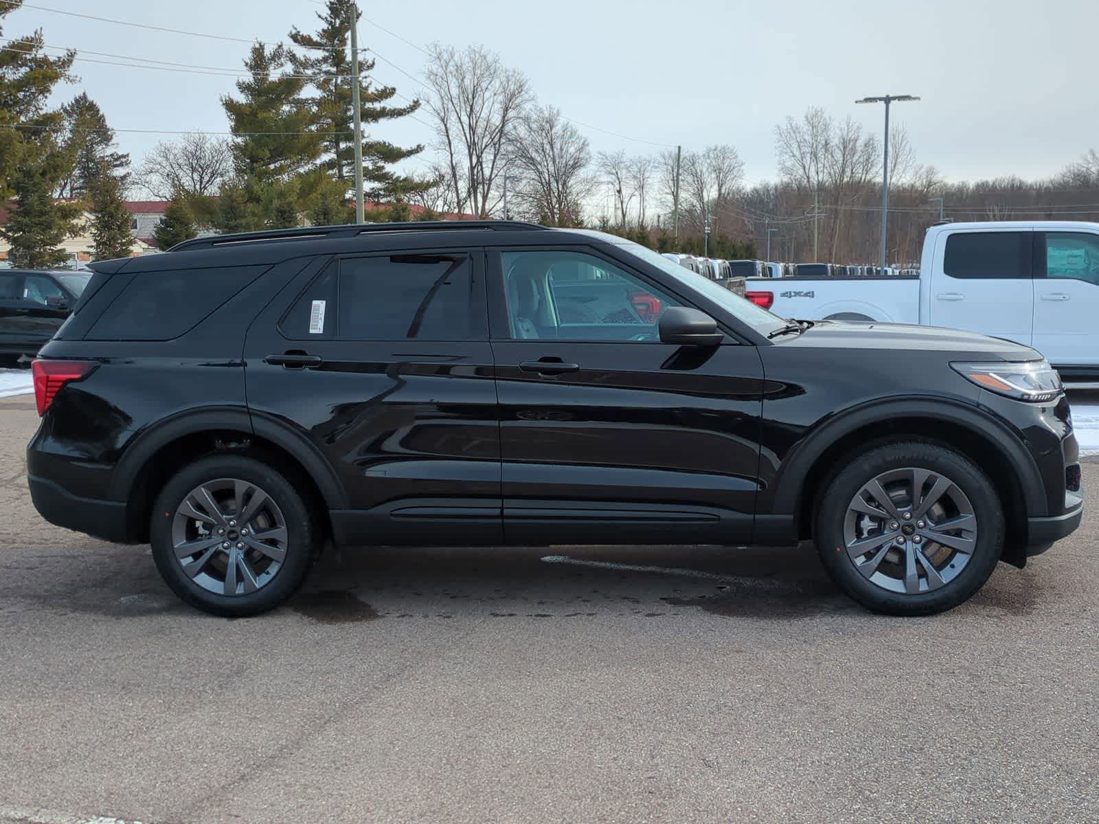 Thumbnail: 2026 Ford Explorer - 9