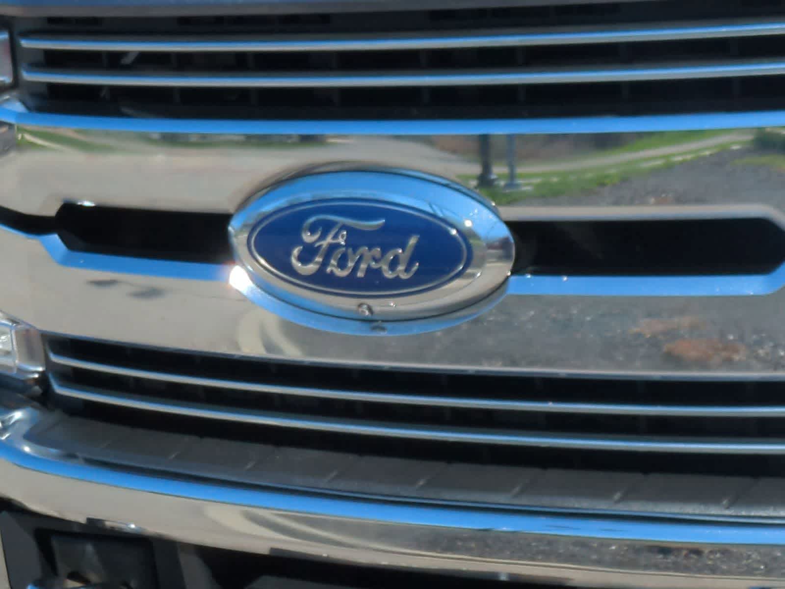 Thumbnail: 2018 Ford Econoline - 12