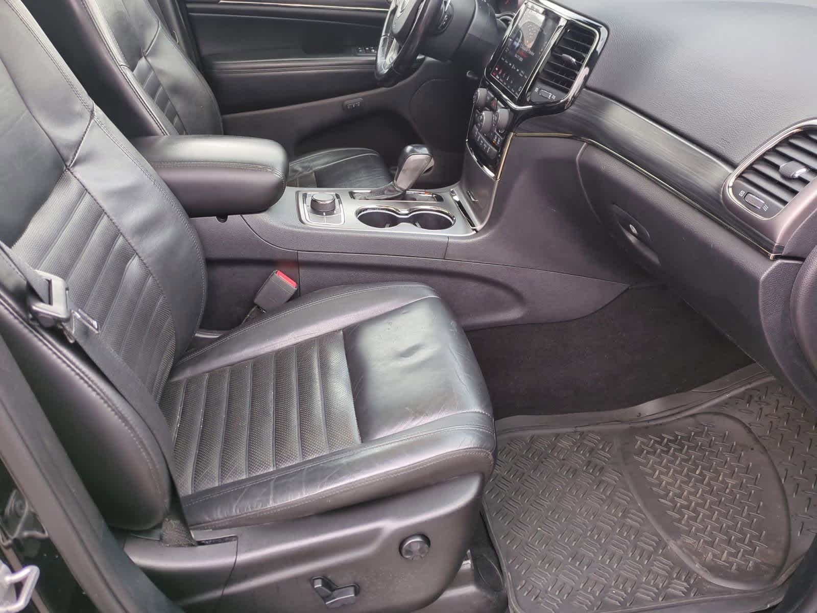 Thumbnail: 2020 Jeep Grand Cherokee - 23