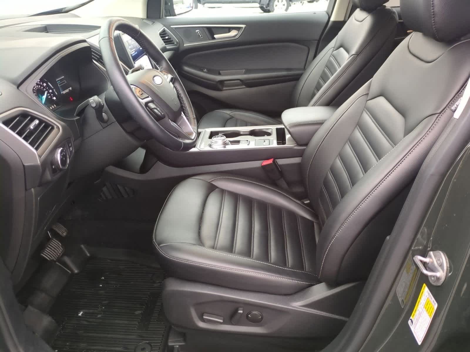 Thumbnail: 2023 Ford Edge - 16