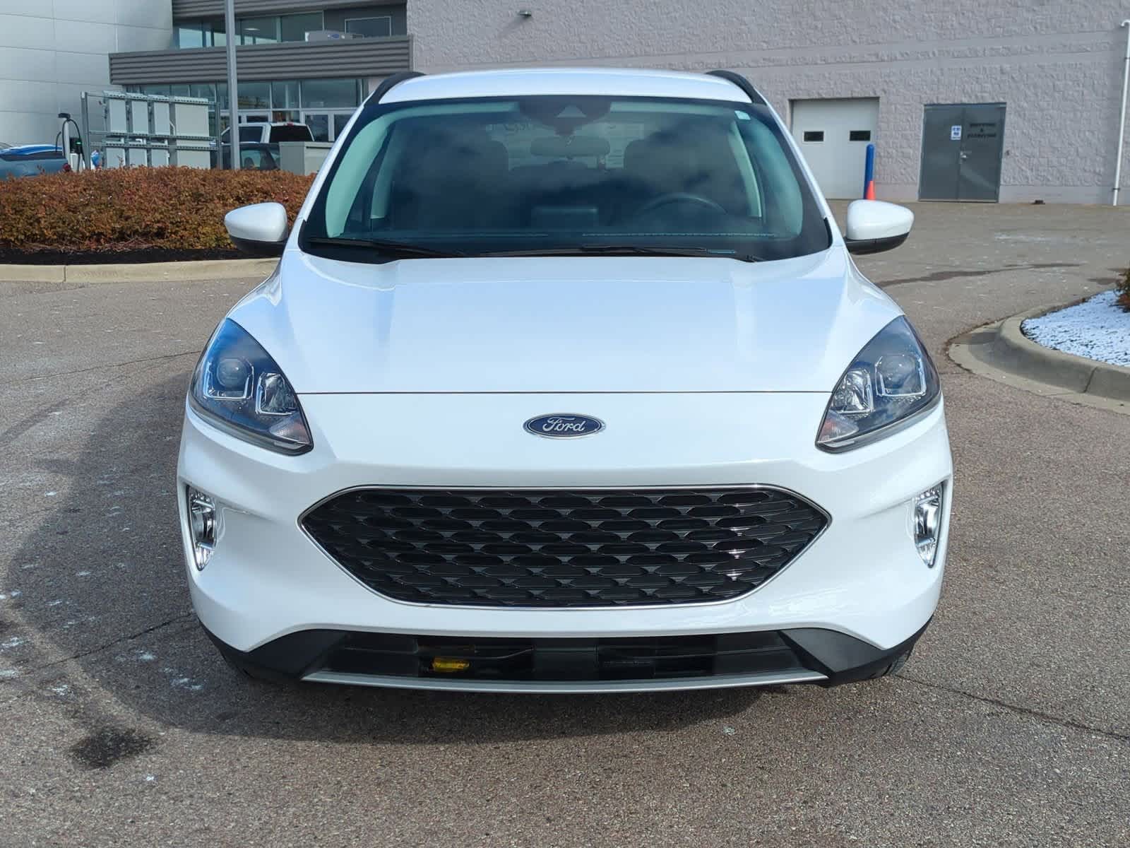 2022 Ford Escape SEL photo 2