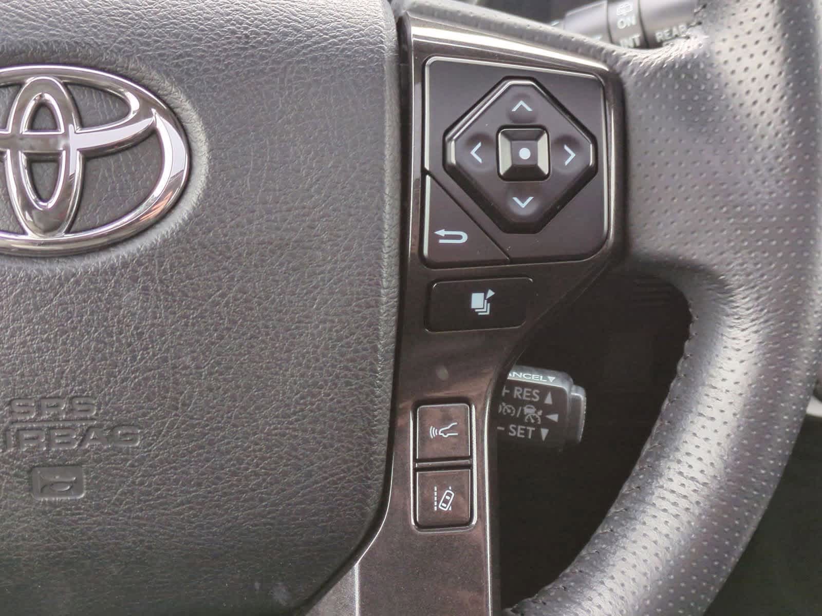 Thumbnail: 2022 Toyota 4Runner - 26