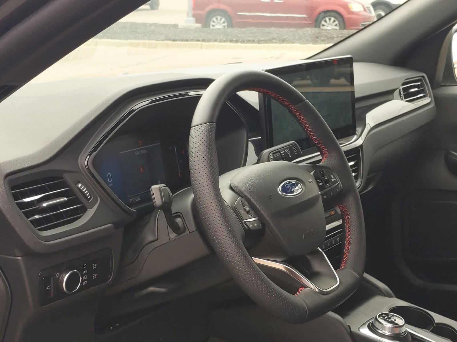 2025 Ford Escape ST-Line 10