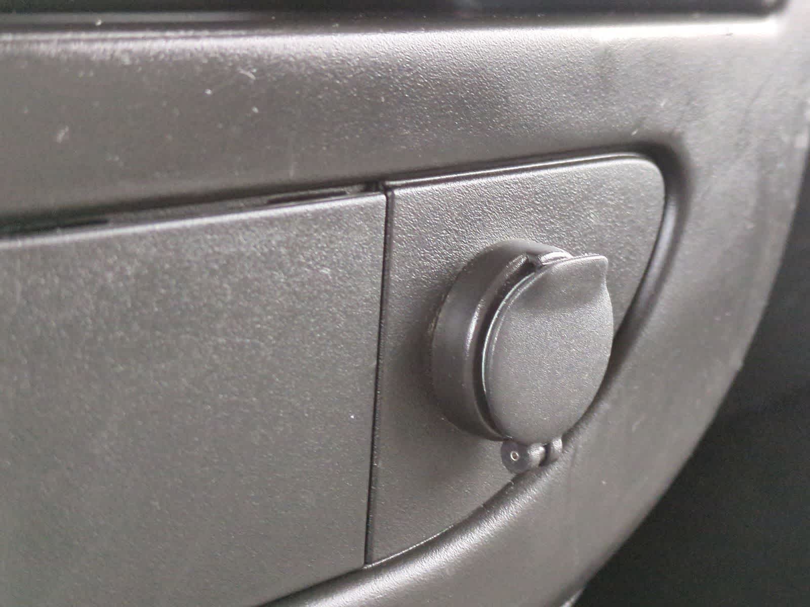 Thumbnail: 2013 GMC Savana - 27