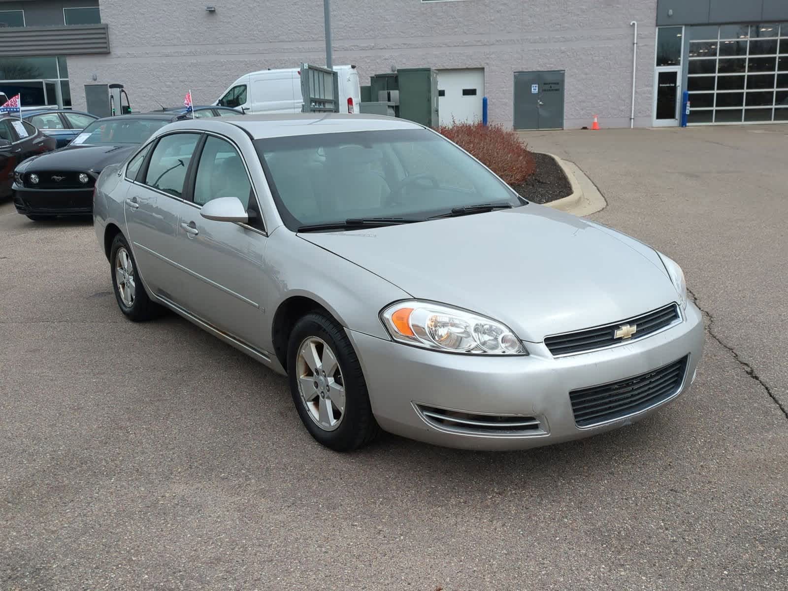 Thumbnail: 2008 Chevrolet Impala - 2