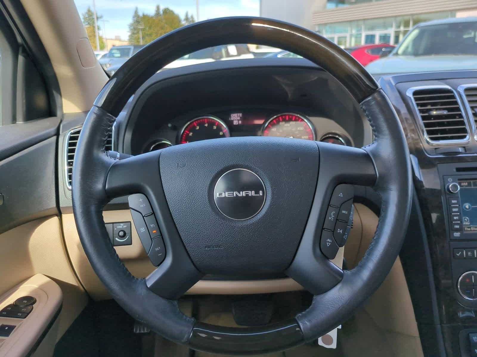 Thumbnail: 2011 GMC Acadia - 24
