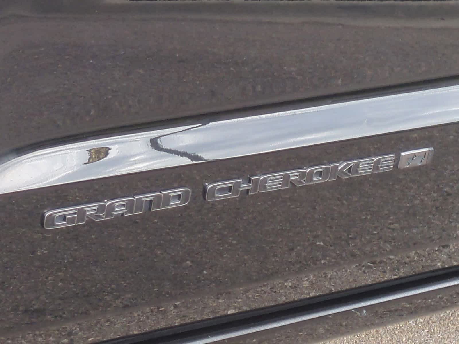 Thumbnail: 2021 Jeep Grand Cherokee - 13